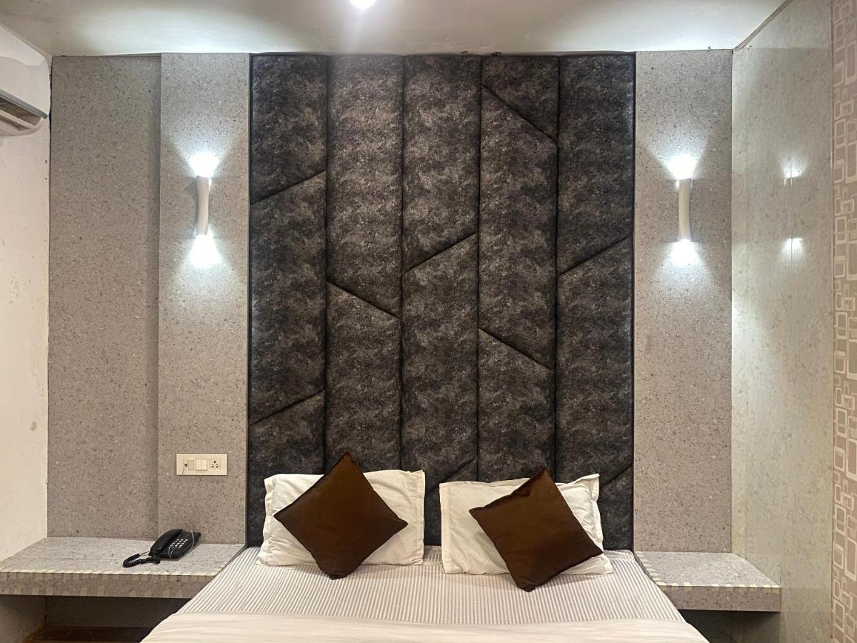Grg Pardesi Hotel Haridwār Dış mekan fotoğraf