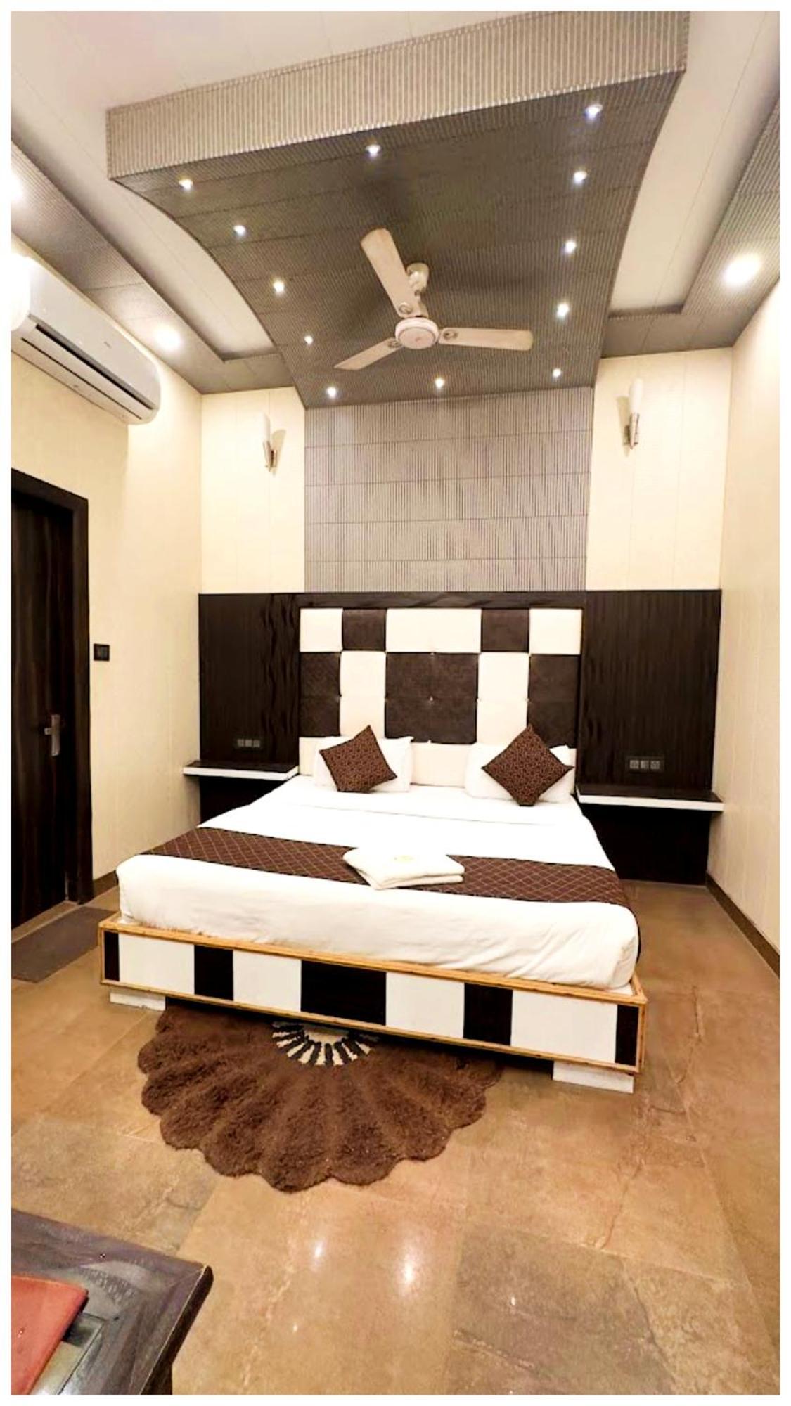 Grg Pardesi Hotel Haridwār Dış mekan fotoğraf