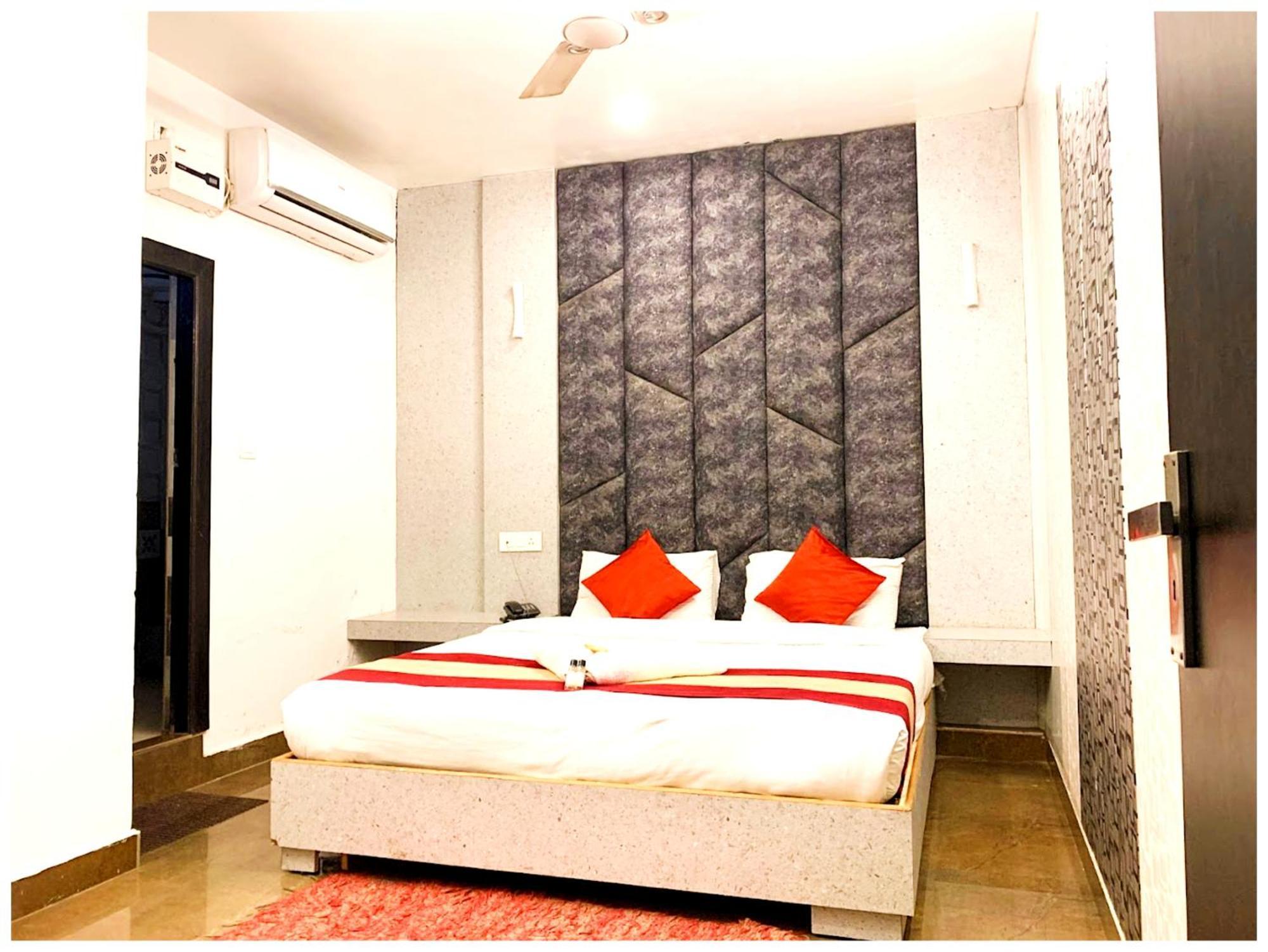 Grg Pardesi Hotel Haridwār Dış mekan fotoğraf