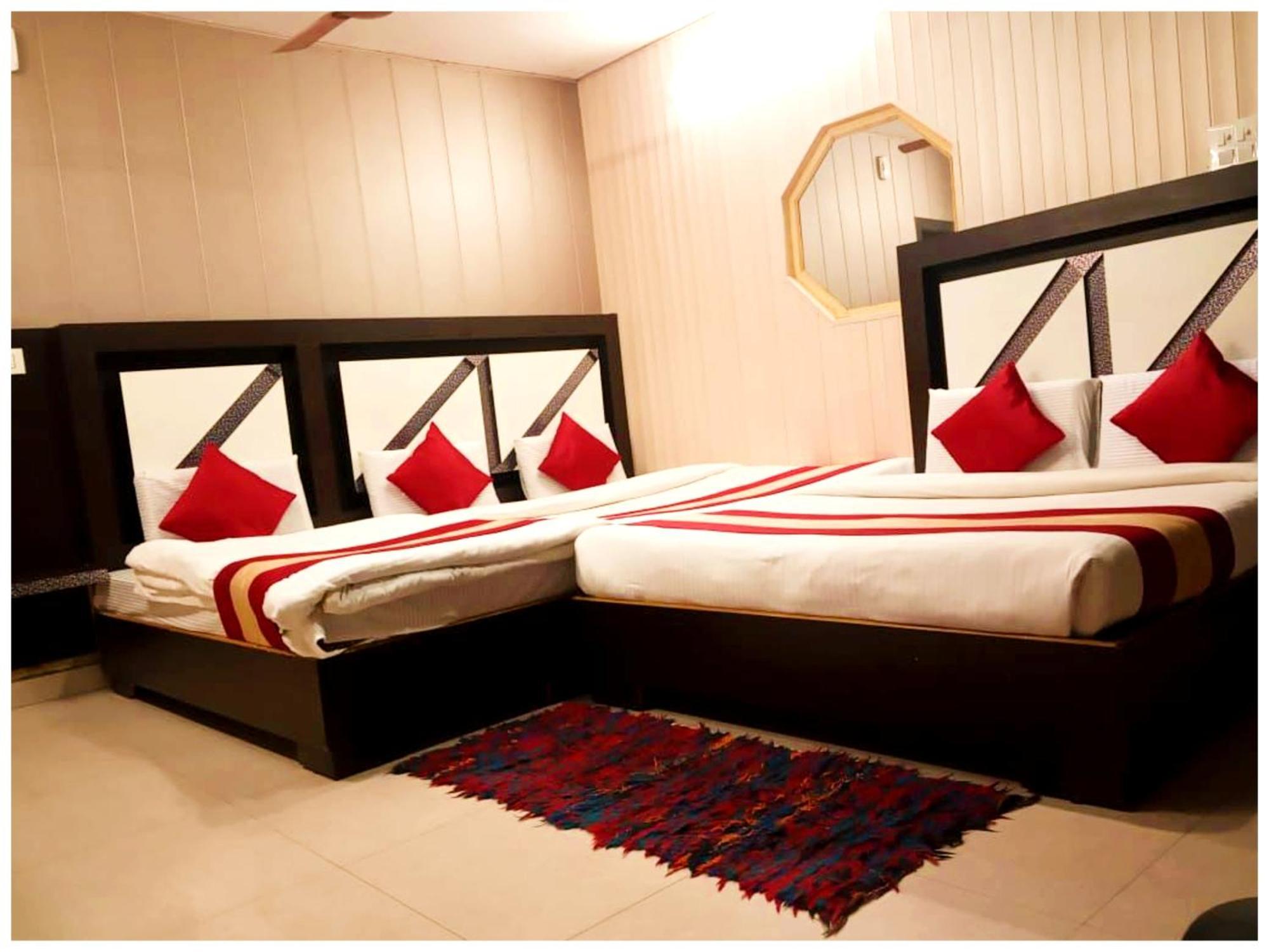Grg Pardesi Hotel Haridwār Dış mekan fotoğraf