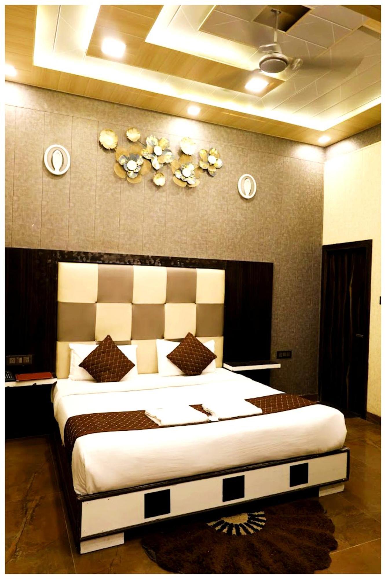 Grg Pardesi Hotel Haridwār Dış mekan fotoğraf