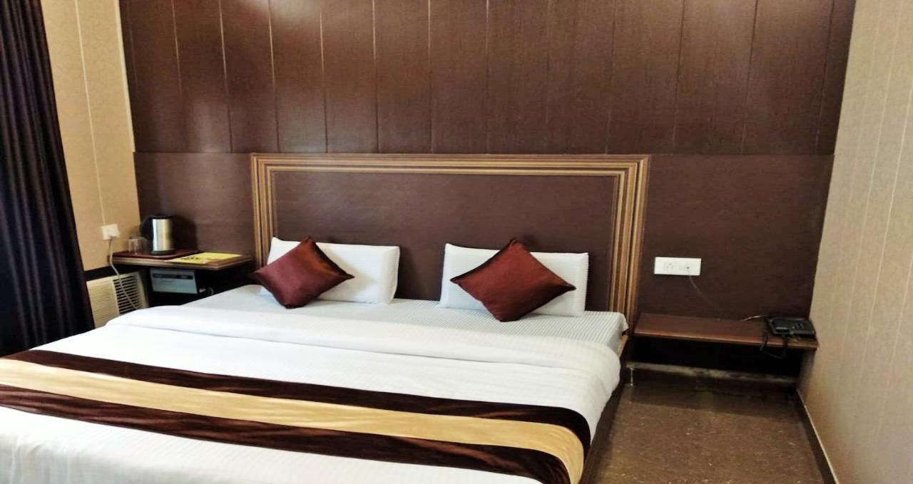 Grg Pardesi Hotel Haridwār Dış mekan fotoğraf