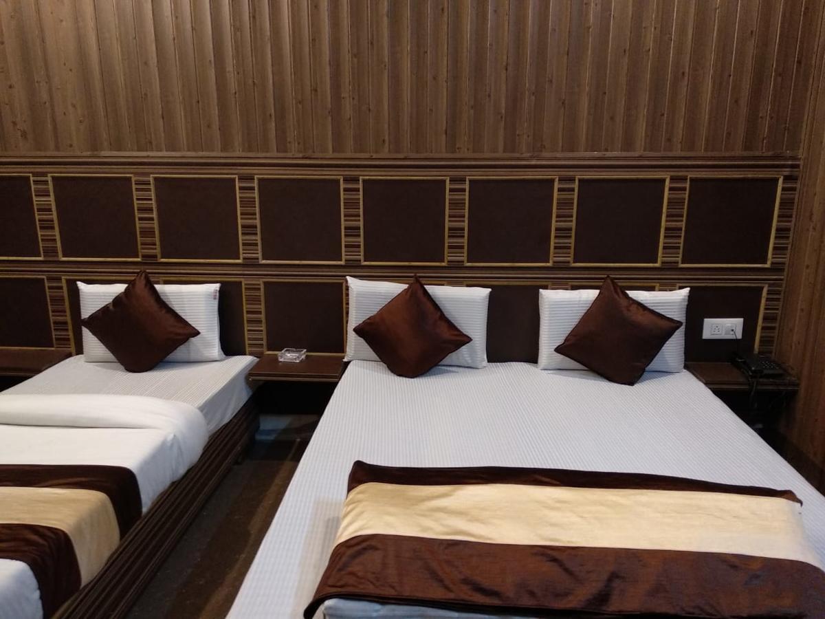 Grg Pardesi Hotel Haridwār Oda fotoğraf